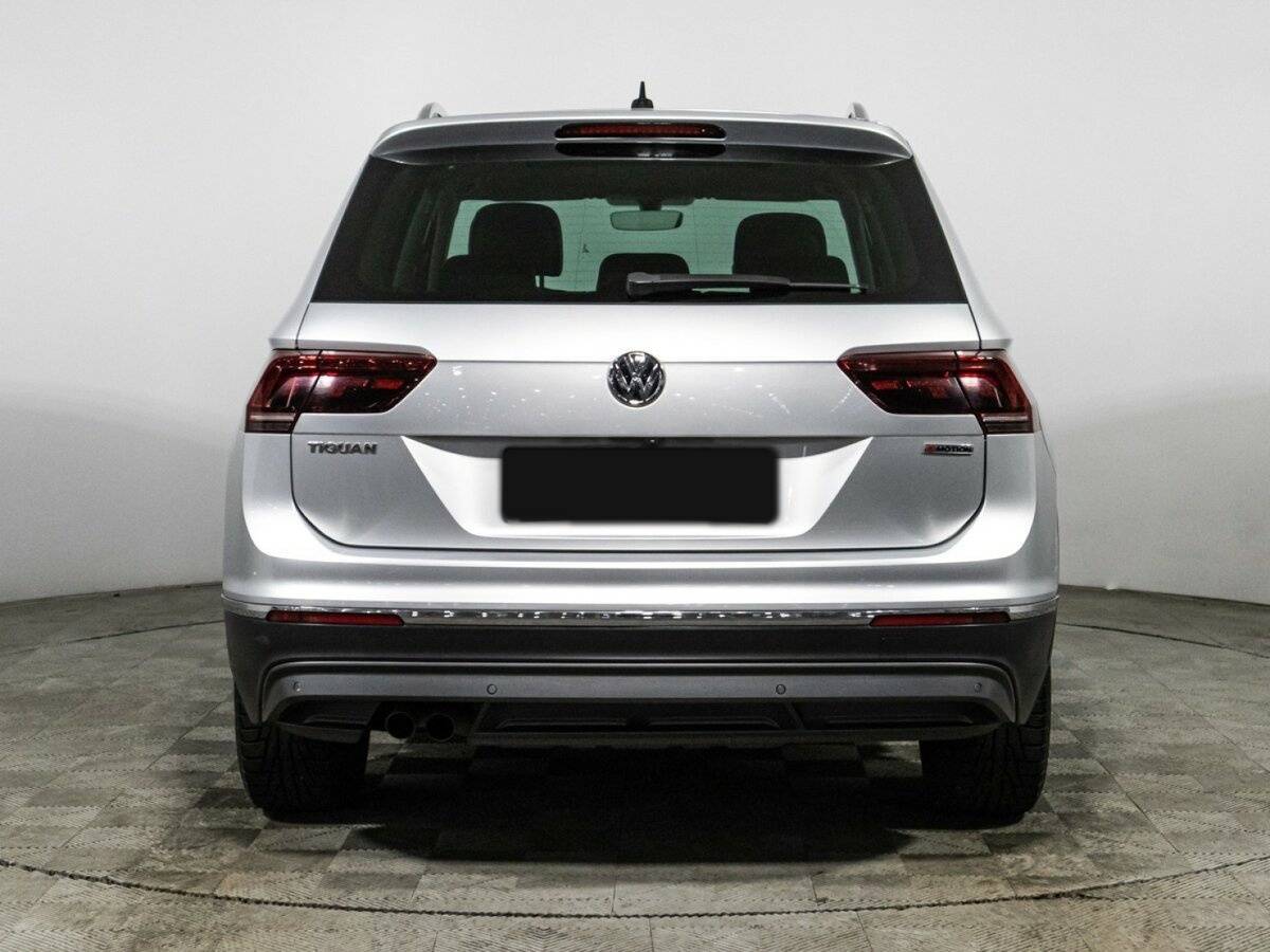 Volkswagen Tiguan 2018 года с пробегом. Фото: #4