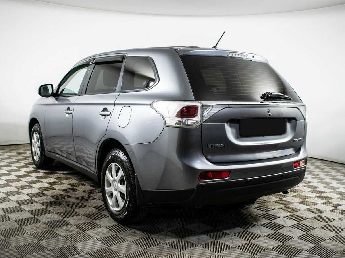 Mitsubishi Outlander 2012 года с пробегом. Фото: #6