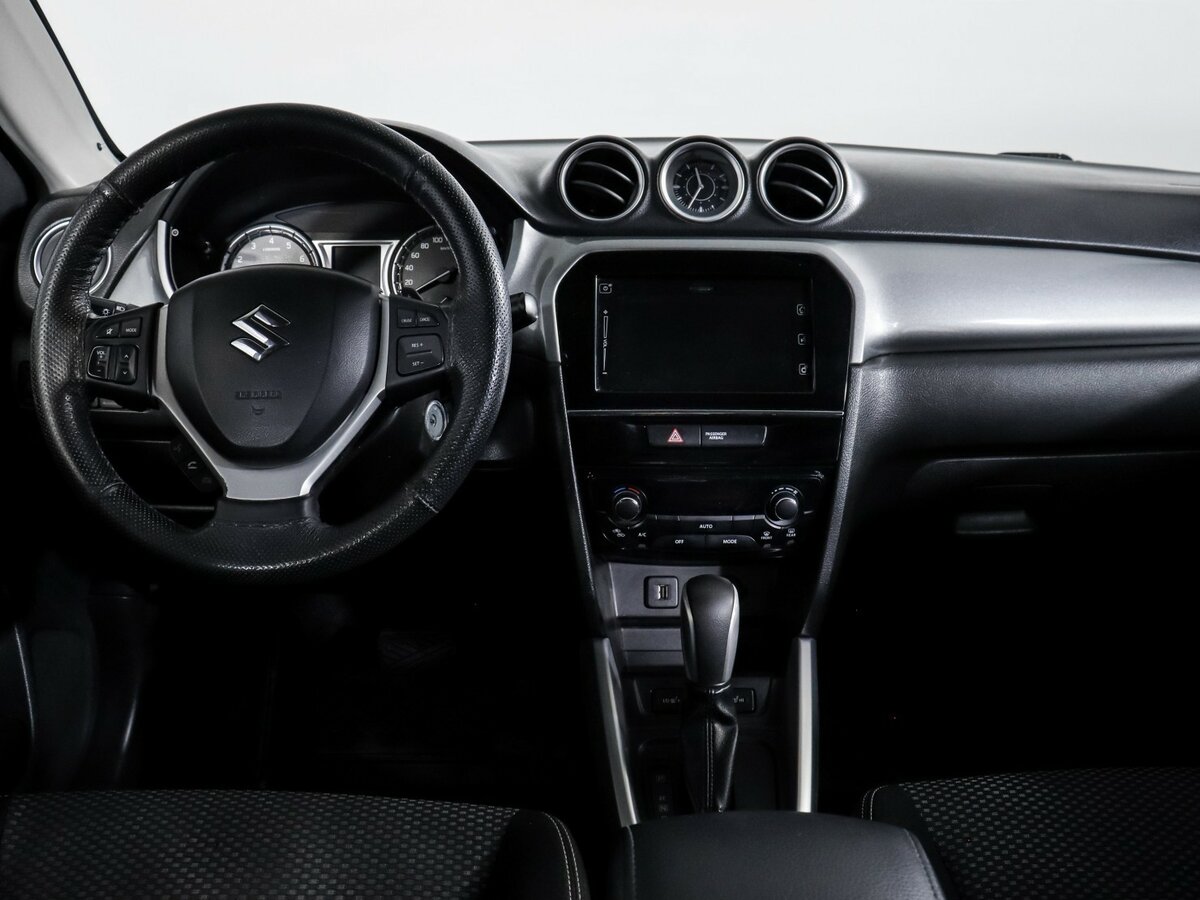 Suzuki Vitara 2016 года с пробегом. Фото: #9