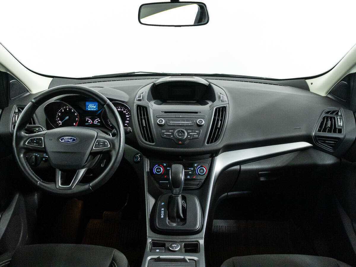 Ford Kuga 2017 года с пробегом. Фото: #12