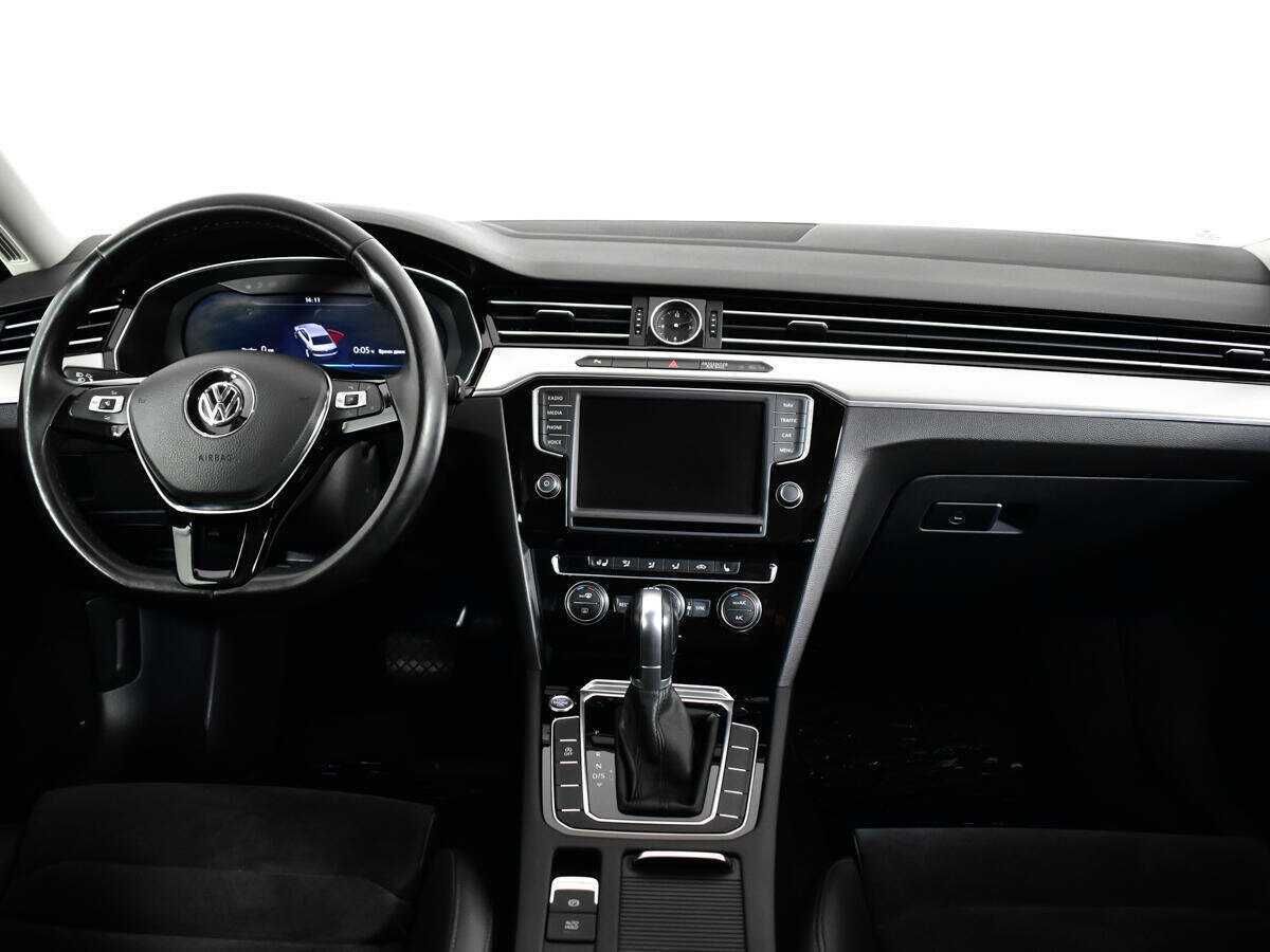 Volkswagen Passat 2016 года с пробегом. Фото: #11