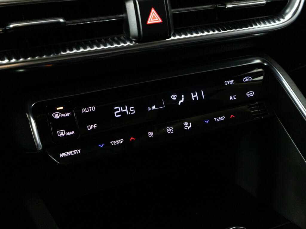 Kia K5 2020 года с пробегом. Фото: #16