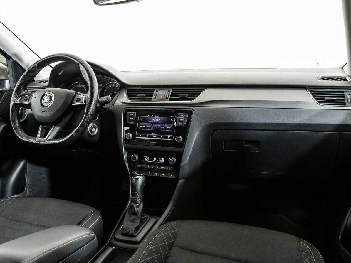Skoda Rapid 2019 года с пробегом. Фото: #6