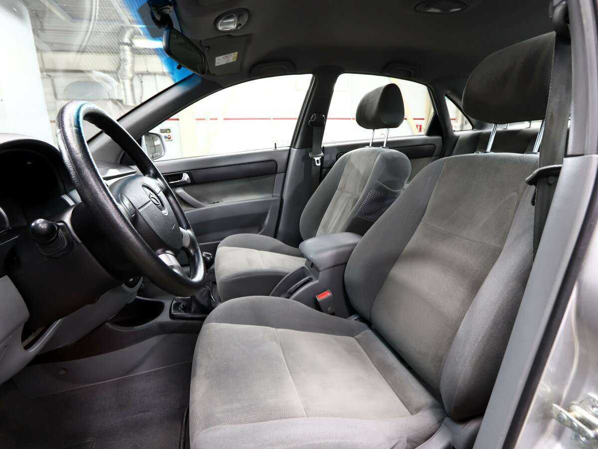 Daewoo Gentra 2013 года с пробегом. Фото: #5
