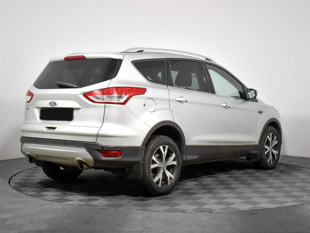 Ford Kuga 2013 года с пробегом. Фото: #4