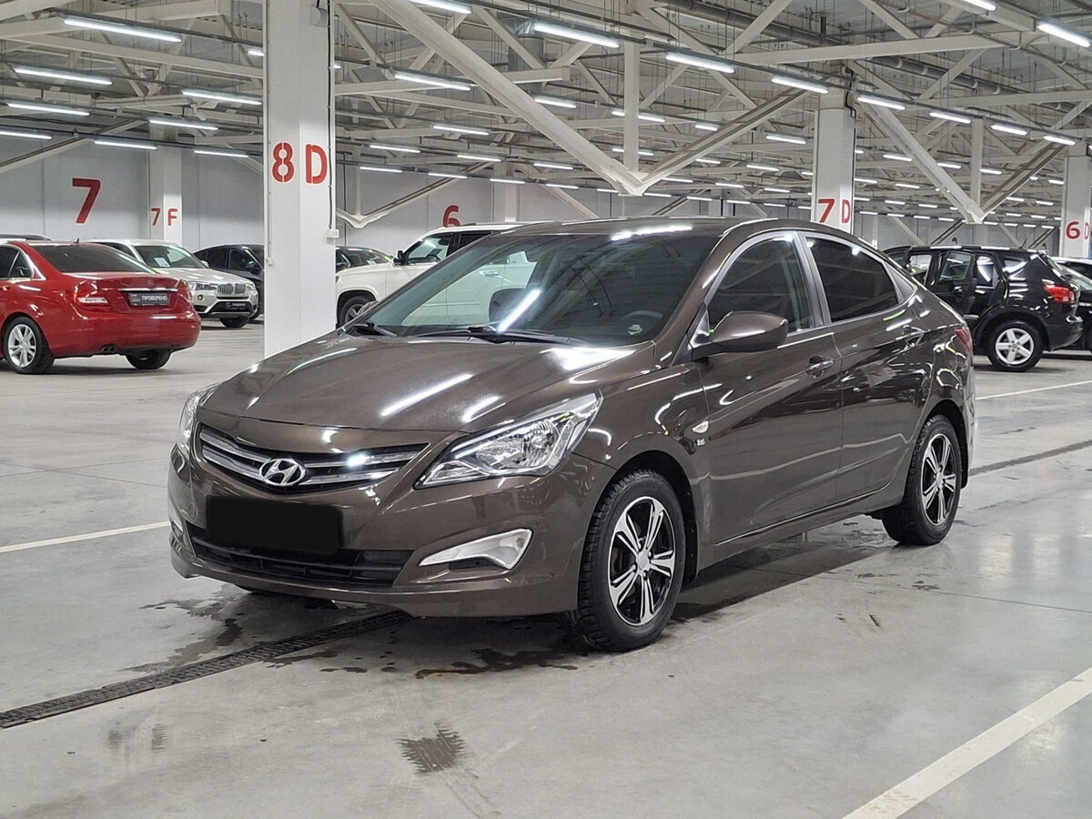 Hyundai Solaris 2015 года с пробегом. Посмотреть фото