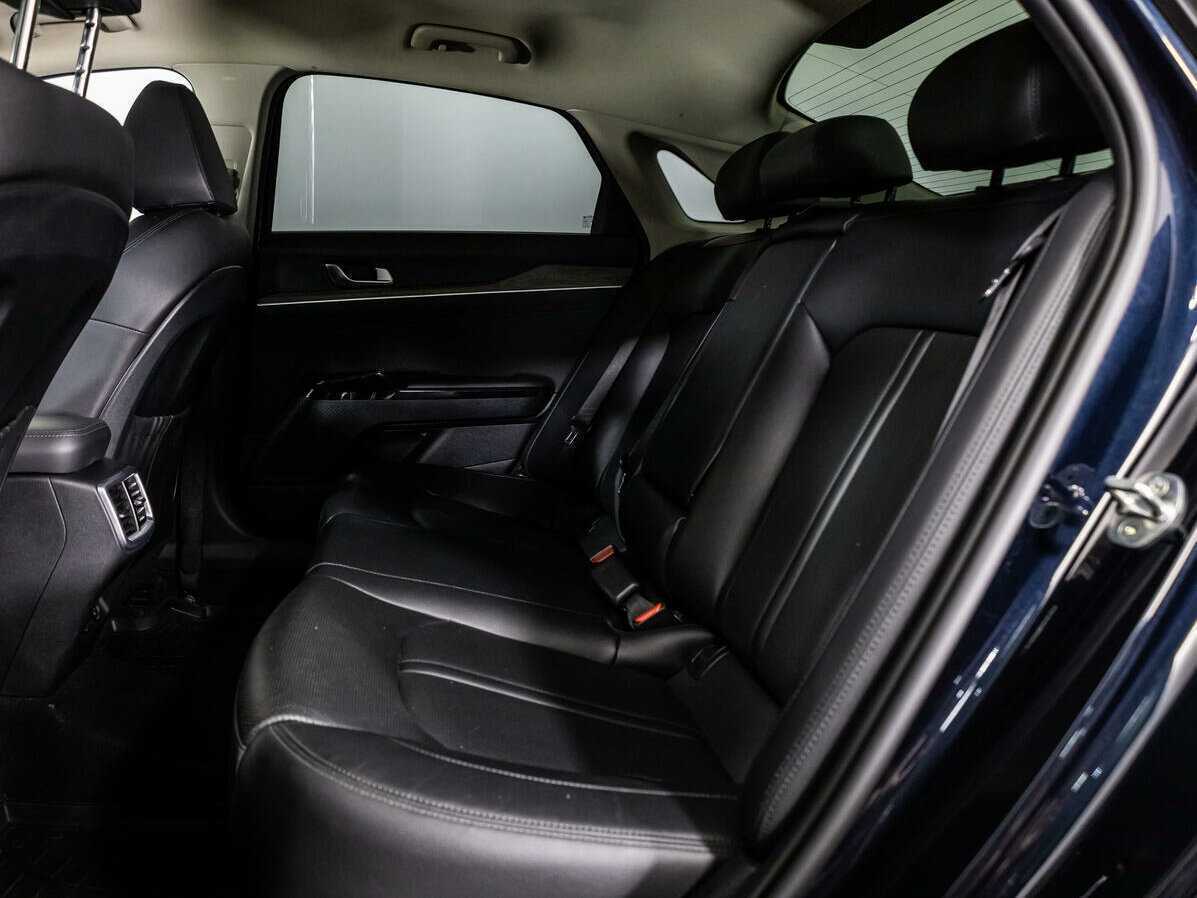 Kia K5 2021 года с пробегом. Фото: #9