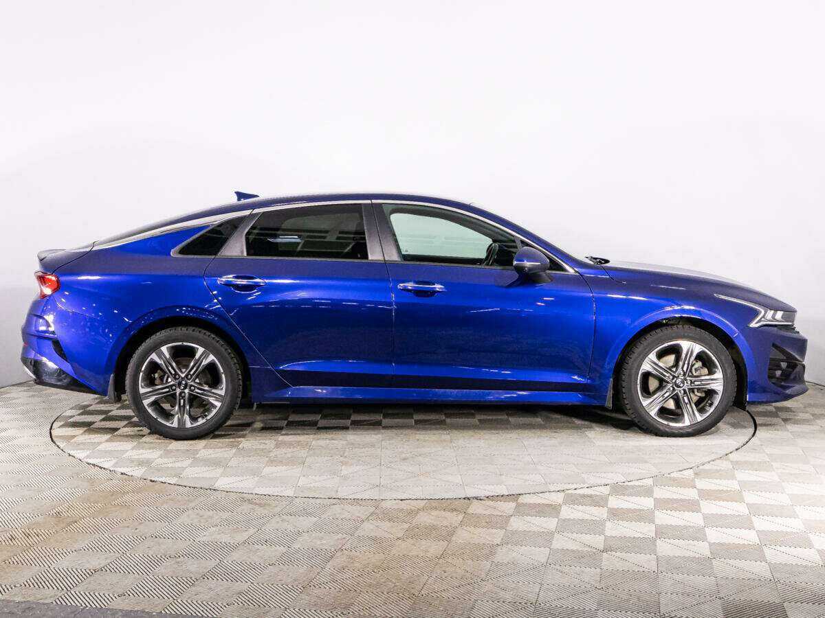 Kia K5 2021 года с пробегом. Фото: #3