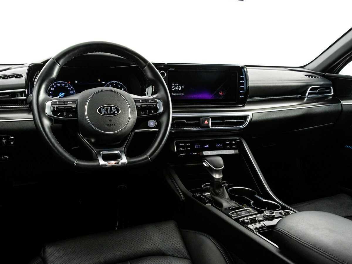 Kia K5 2020 года с пробегом. Фото: #13