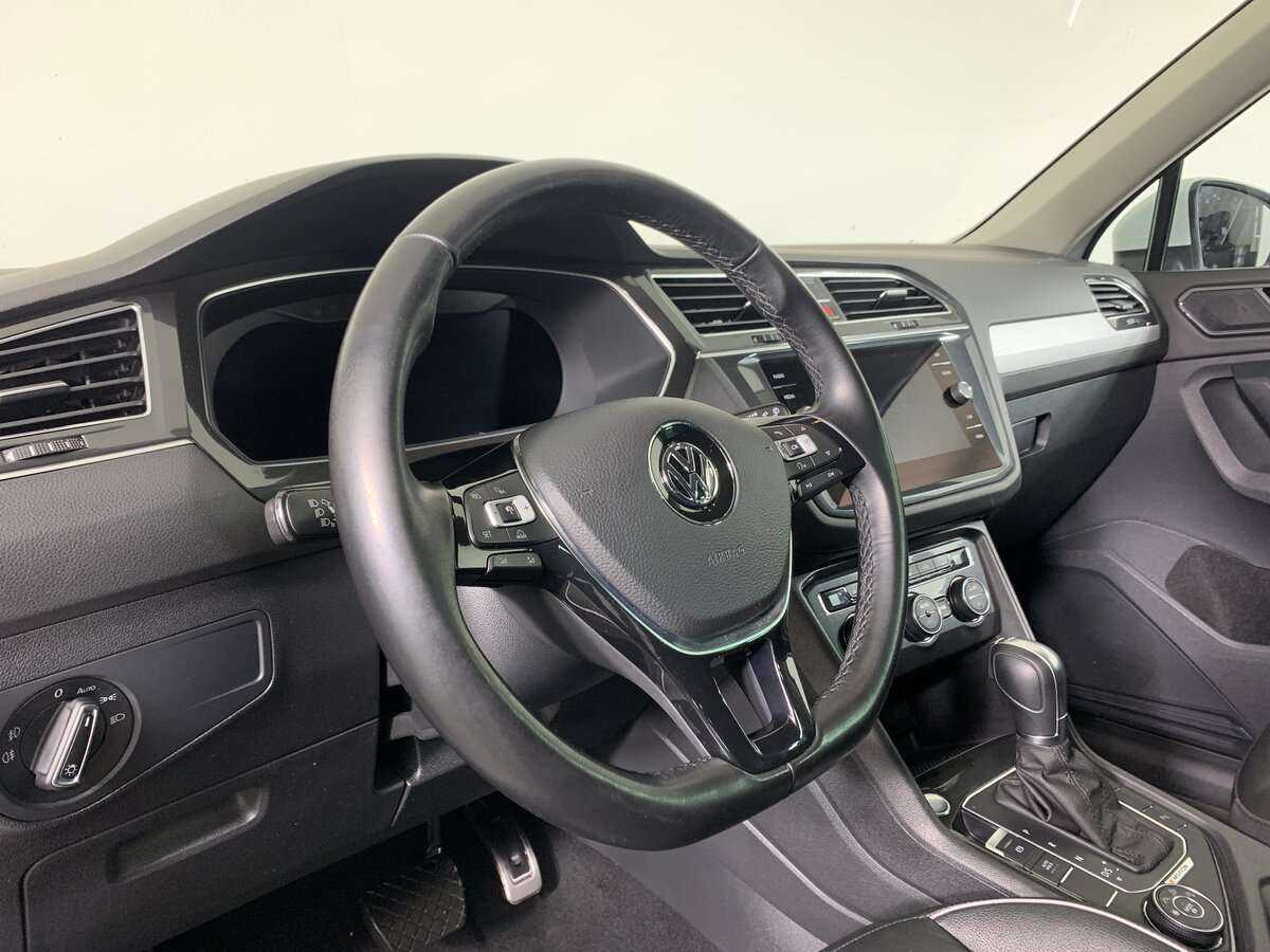 Volkswagen Tiguan 2018 года с пробегом. Фото: #8
