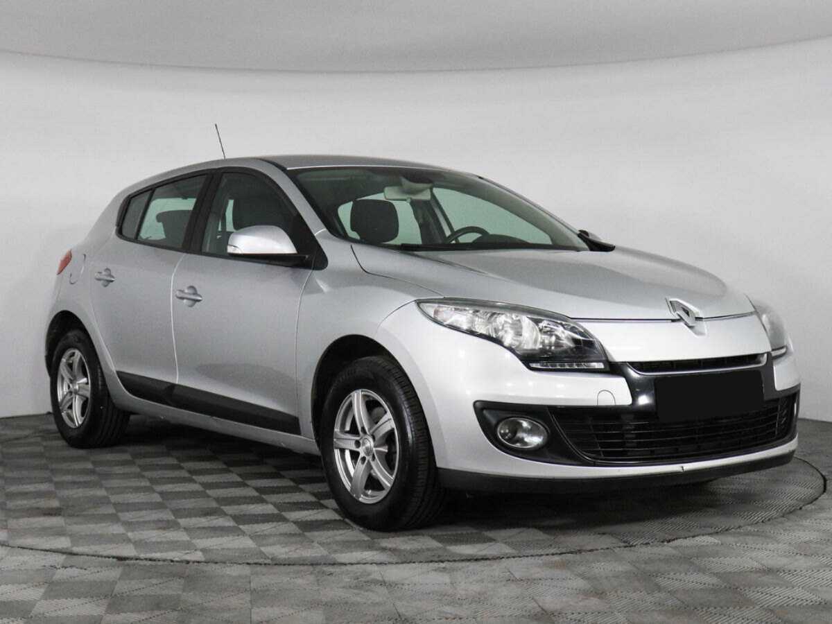 Renault Megane 2012 года с пробегом. Фото: #2