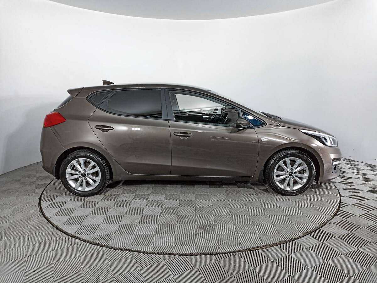 Kia Ceed 2018 года с пробегом. Фото: #3