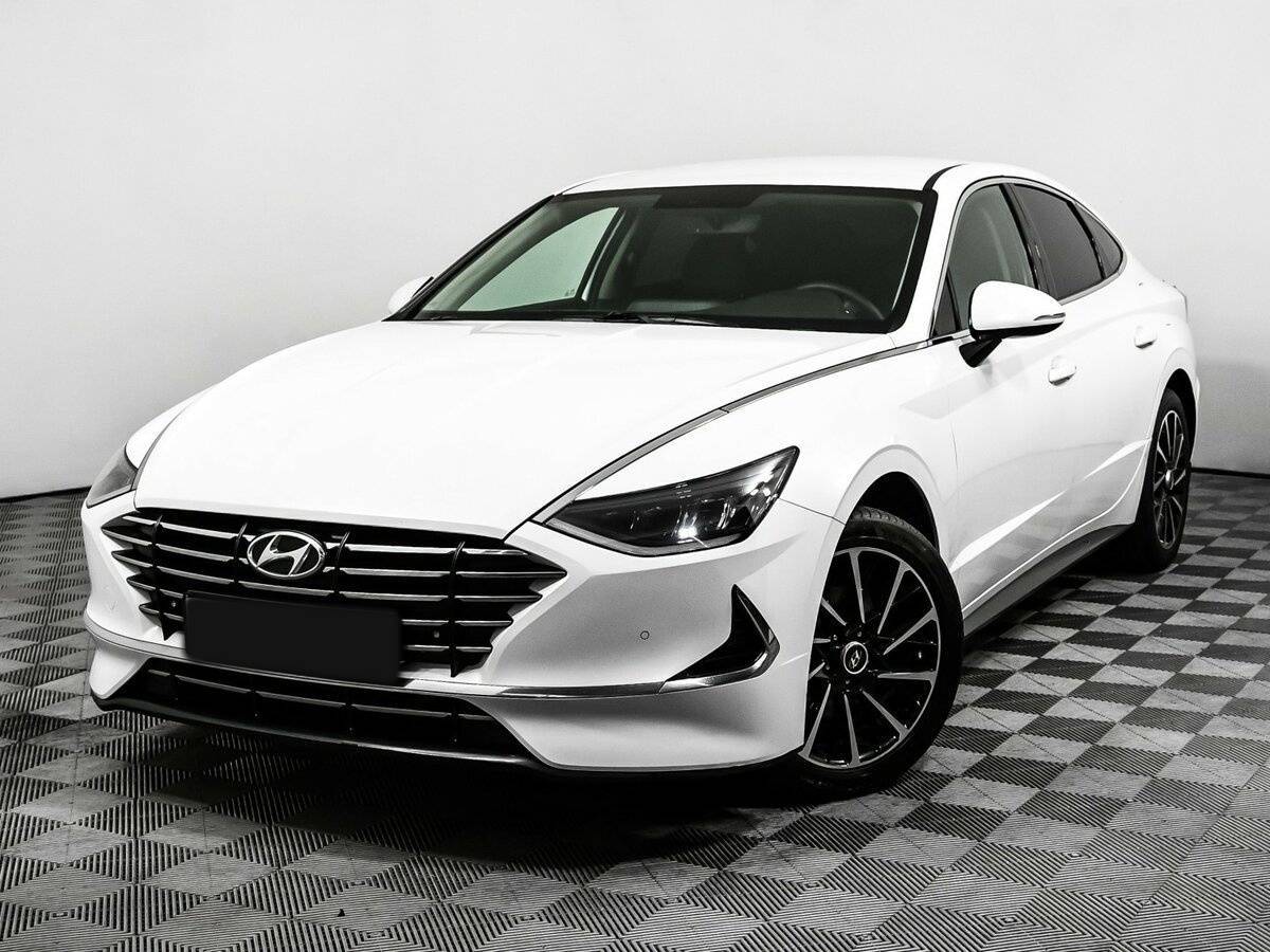 Hyundai Sonata 2020 года с пробегом. Посмотреть фото
