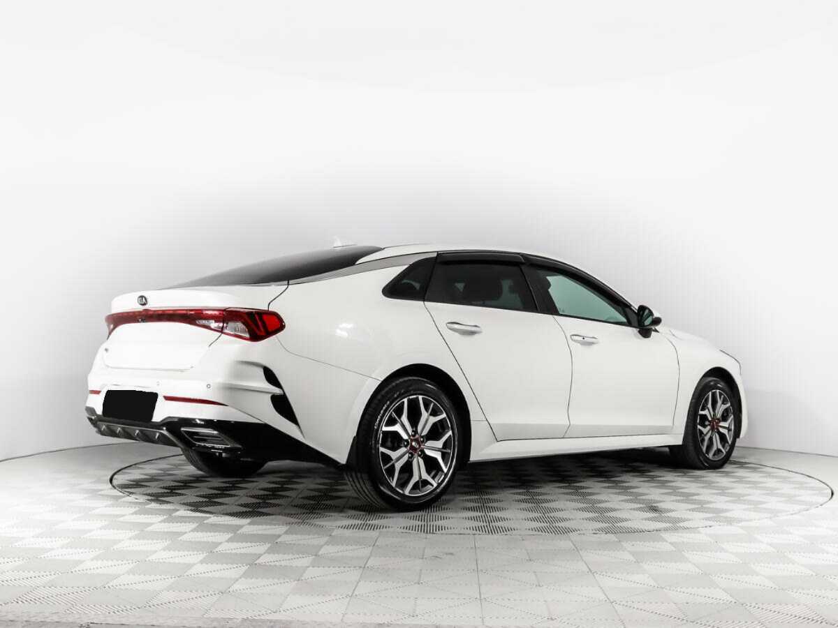 Kia K5 2021 года с пробегом. Фото: #4