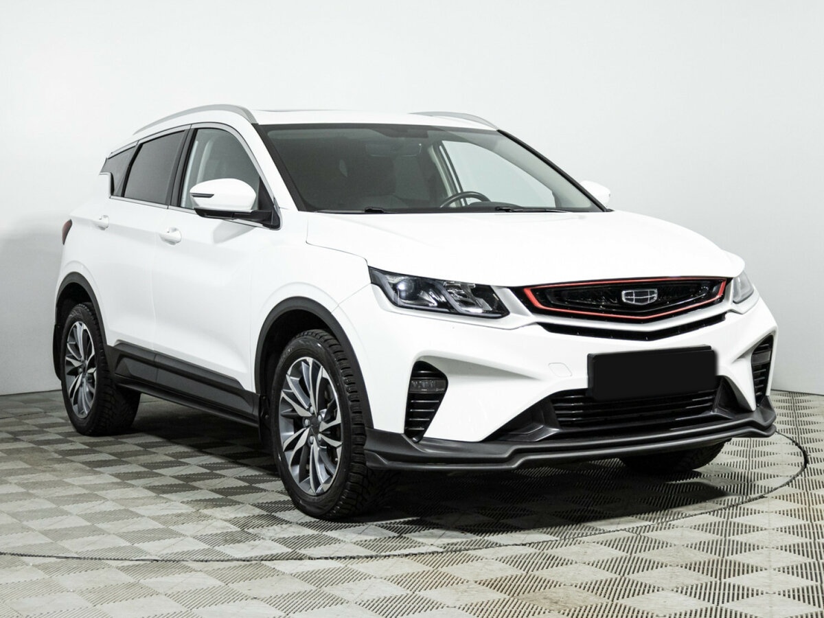 Geely Coolray 2023 года с пробегом. Фото: #2