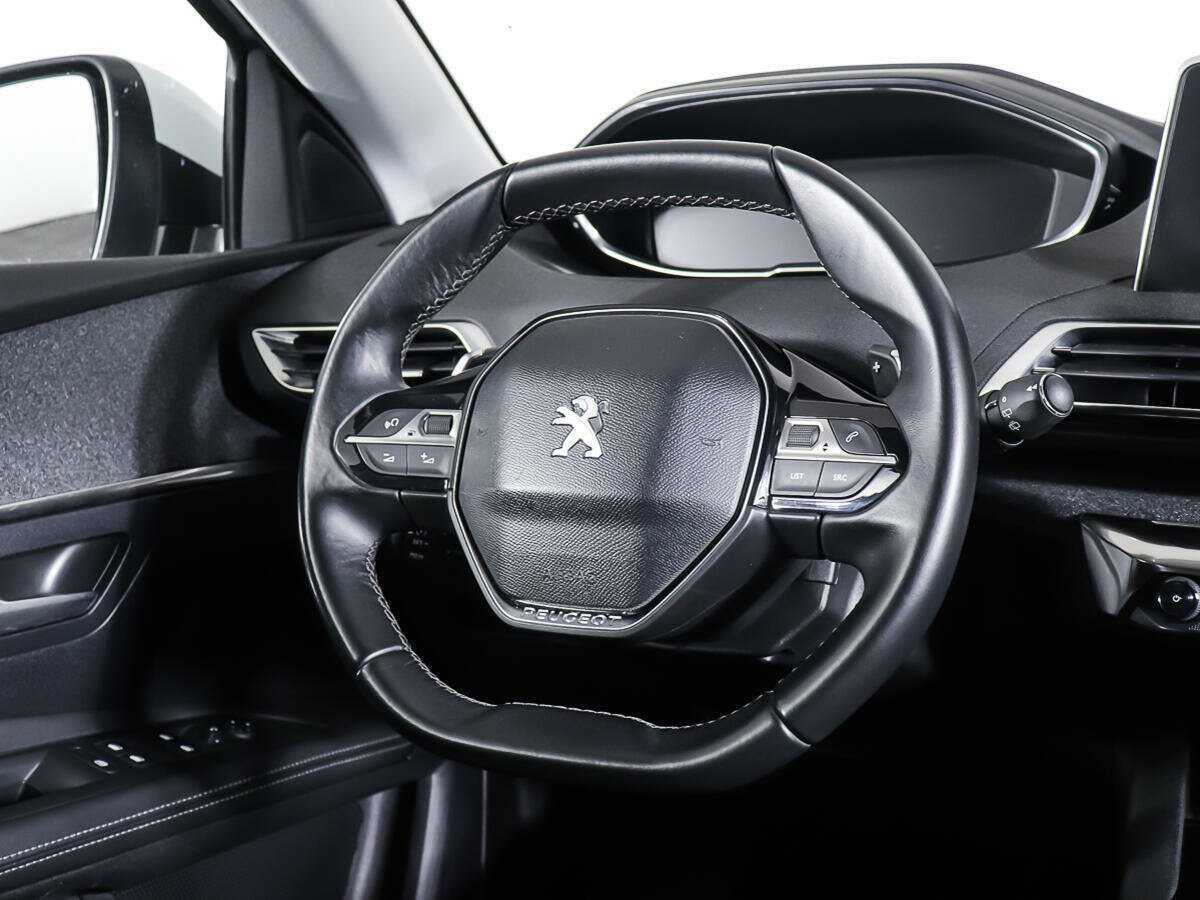 Peugeot 3008 2017 года с пробегом. Фото: #14