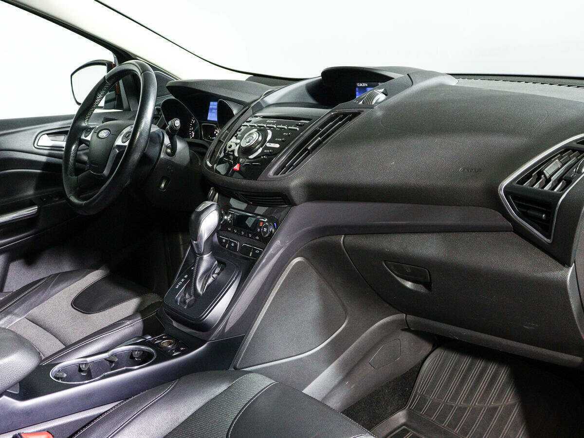 Ford Kuga 2014 года с пробегом. Фото: #8