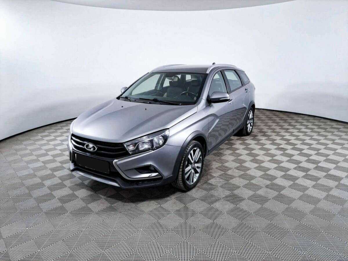 Lada (ВАЗ) Vesta 2017 года с пробегом. Посмотреть фото