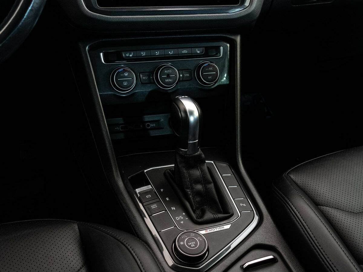 Volkswagen Tiguan 2018 года с пробегом. Фото: #10