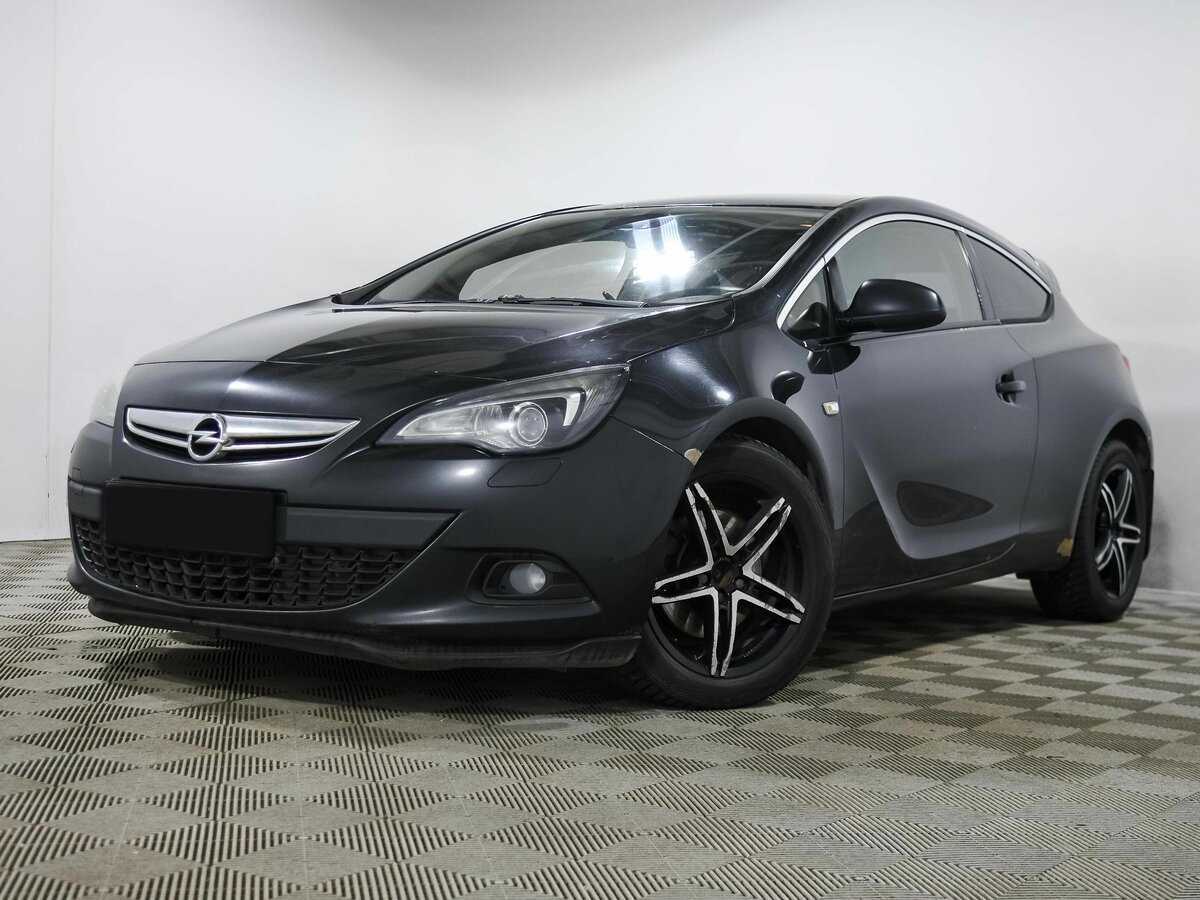 Opel Astra 2012 года с пробегом. Посмотреть фото