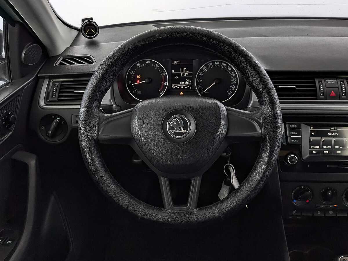 Skoda Rapid 2017 года с пробегом. Фото: #21