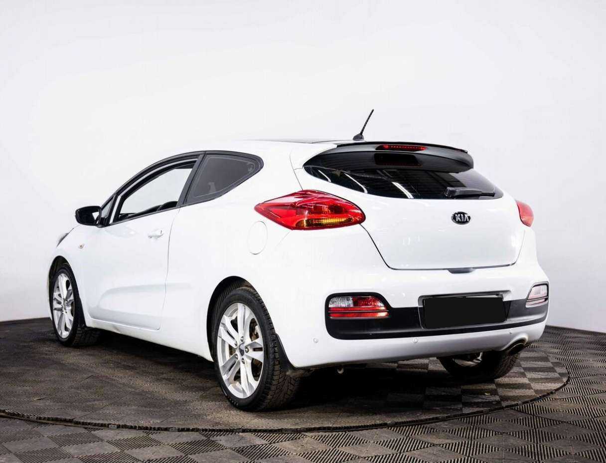 Kia Ceed 2014 года с пробегом. Фото: #3