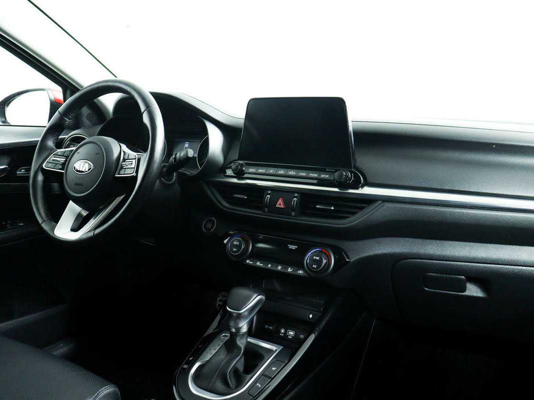 Kia Cerato 2019 года с пробегом. Фото: #8