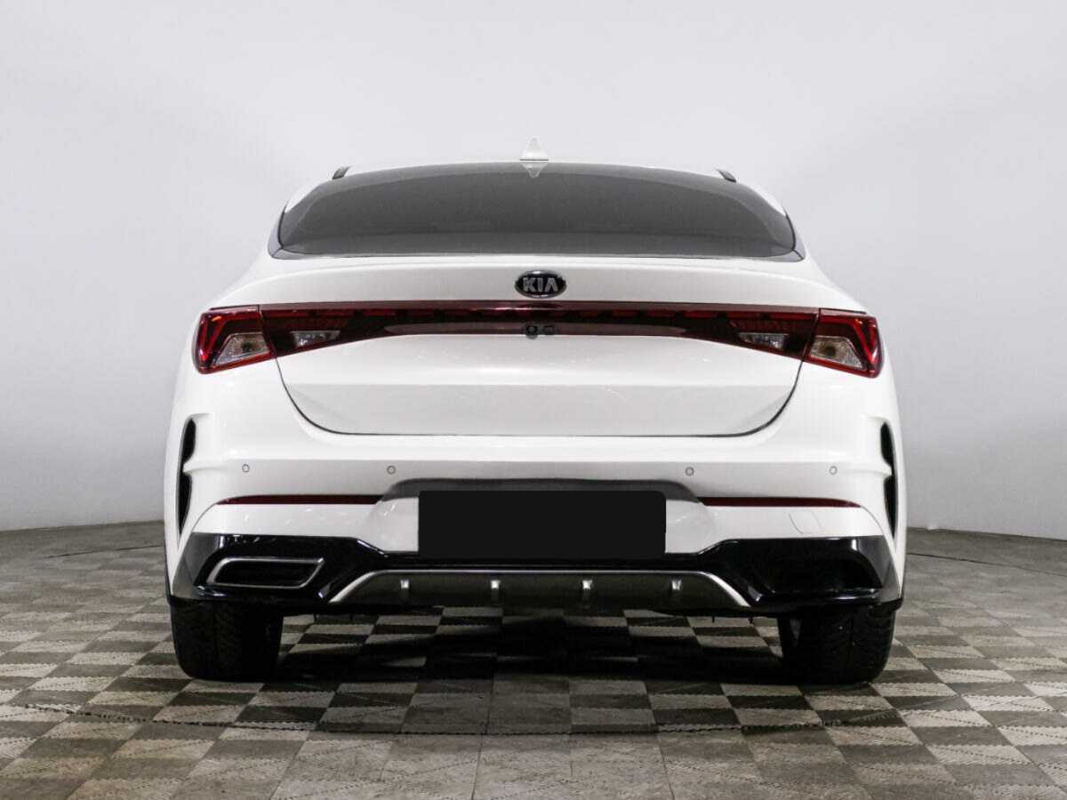Kia K5 2021 года с пробегом. Фото: #5