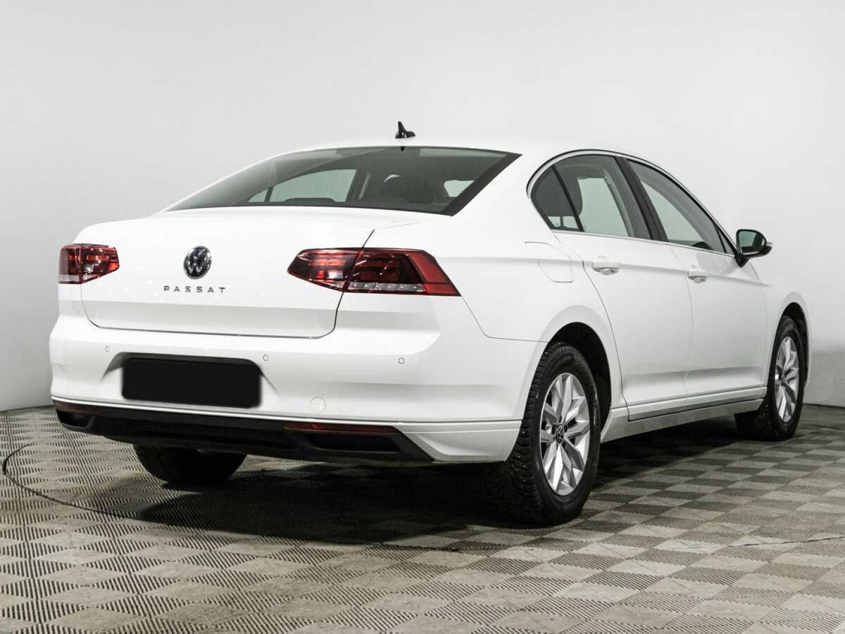 Volkswagen Passat 2020 года с пробегом. Фото: #4