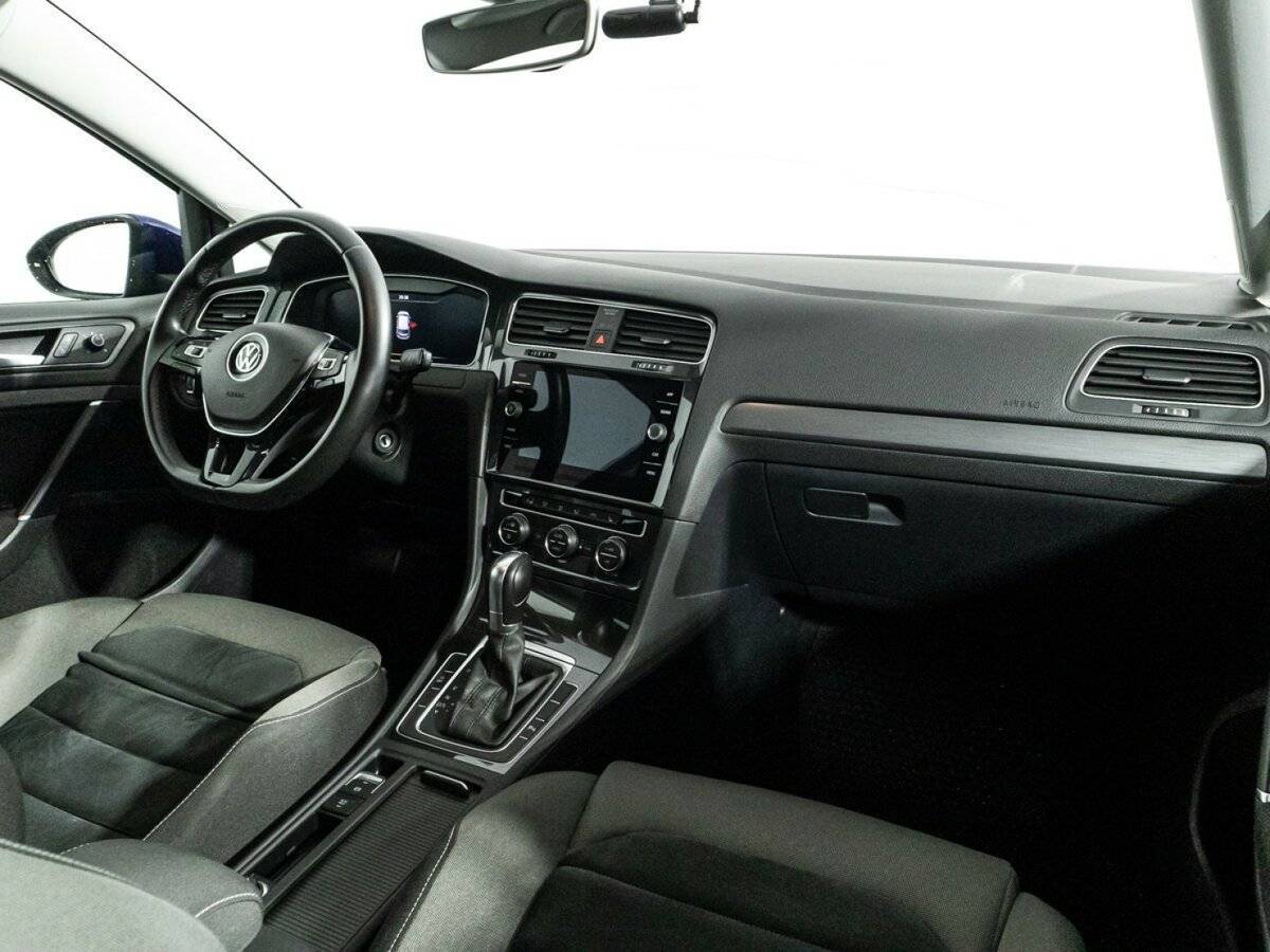 Volkswagen Golf 2018 года с пробегом. Фото: #8