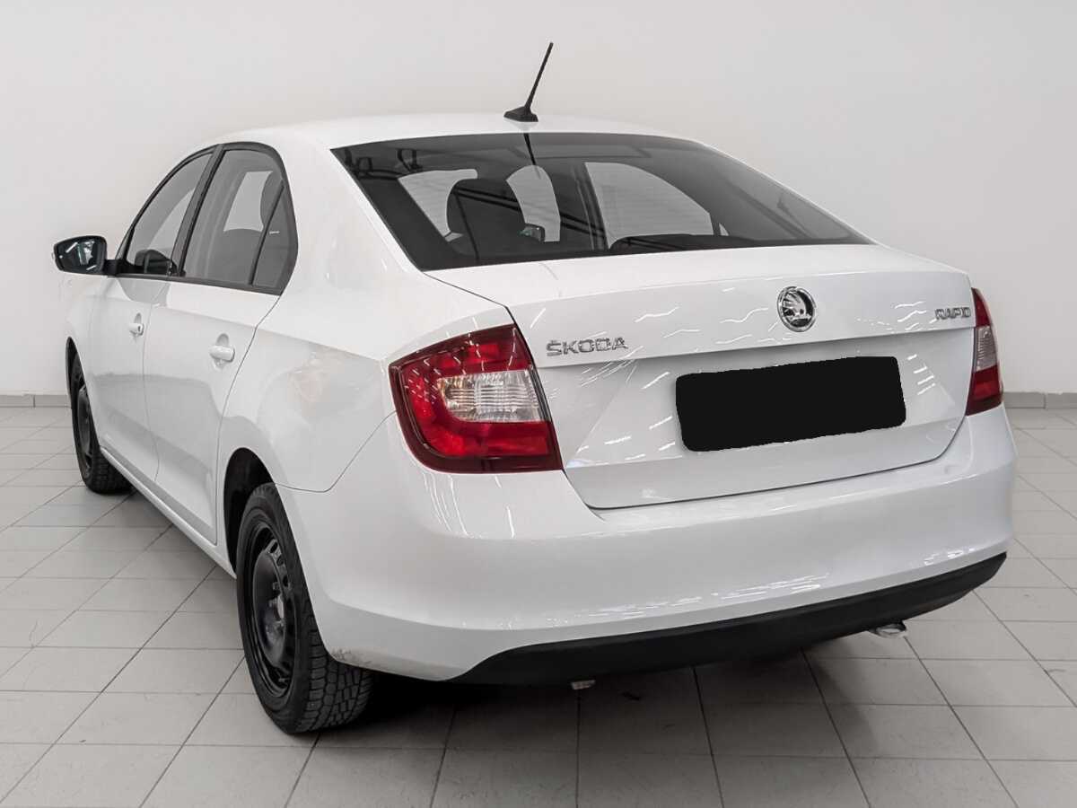 Skoda Rapid 2017 года с пробегом. Фото: #6
