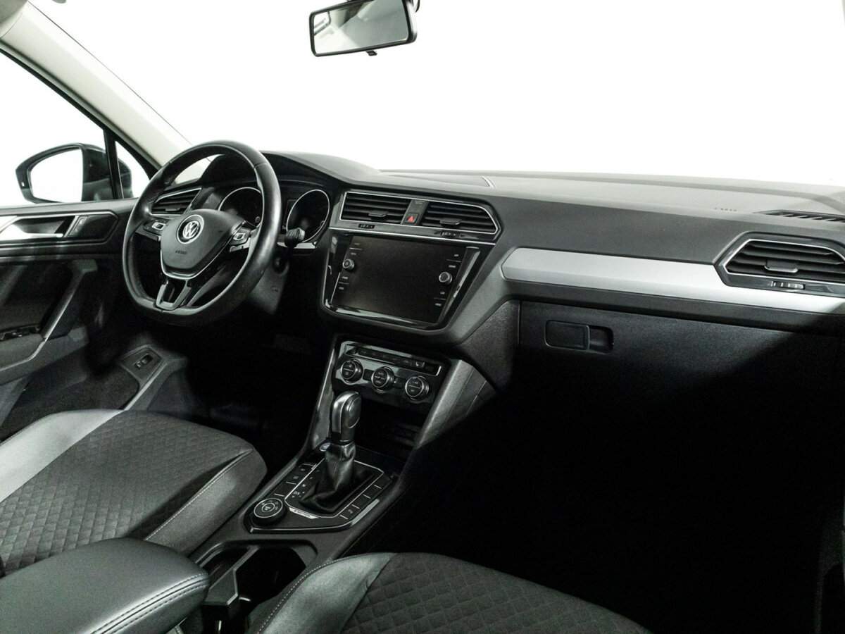 Volkswagen Tiguan 2020 года с пробегом. Фото: #8