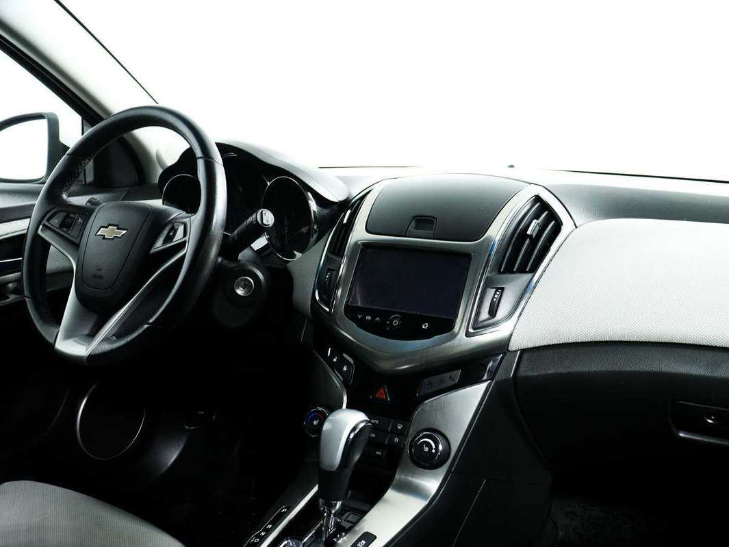Chevrolet Cruze 2014 года с пробегом. Фото: #8