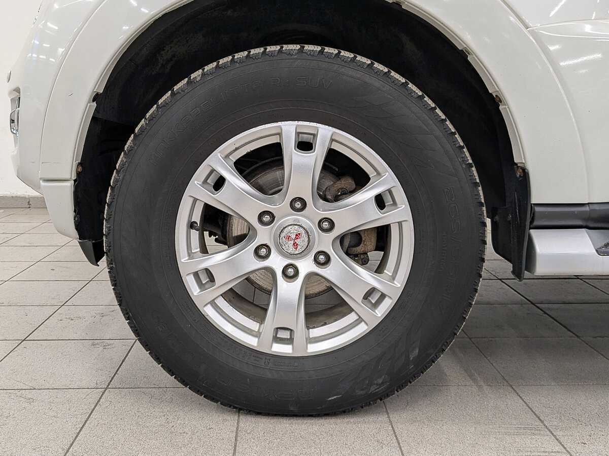 Mitsubishi Pajero 2015 года с пробегом. Фото: #11
