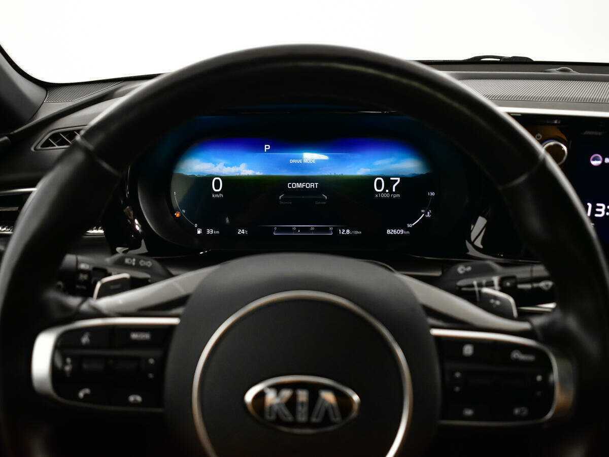 Kia K5 2021 года с пробегом. Фото: #10