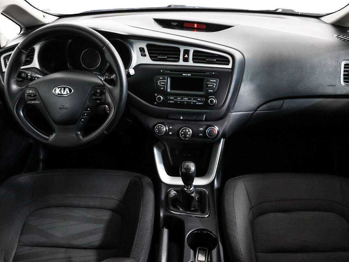 Kia Ceed 2013 года с пробегом. Фото: #10