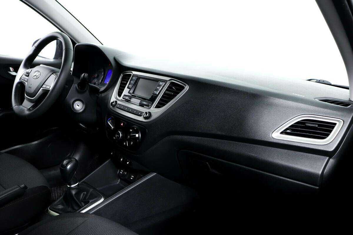 Hyundai Solaris 2021 года с пробегом. Фото: #8