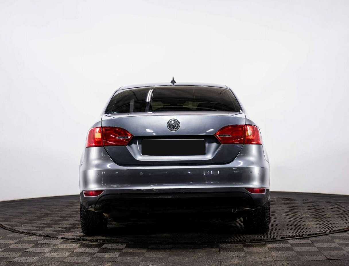 Volkswagen Jetta 2012 года с пробегом. Фото: #4