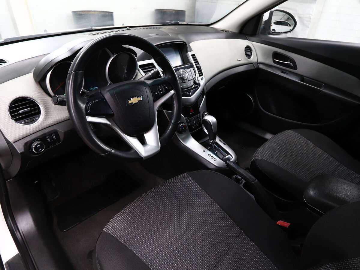 Chevrolet Cruze 2012 года с пробегом. Фото: #6