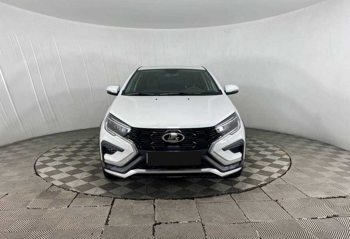 Lada (ВАЗ) Vesta 2023 года с пробегом. Фото: #1