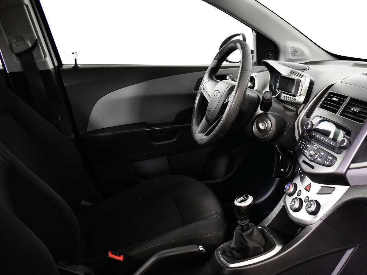 Chevrolet Aveo 2014 года с пробегом. Фото: #6