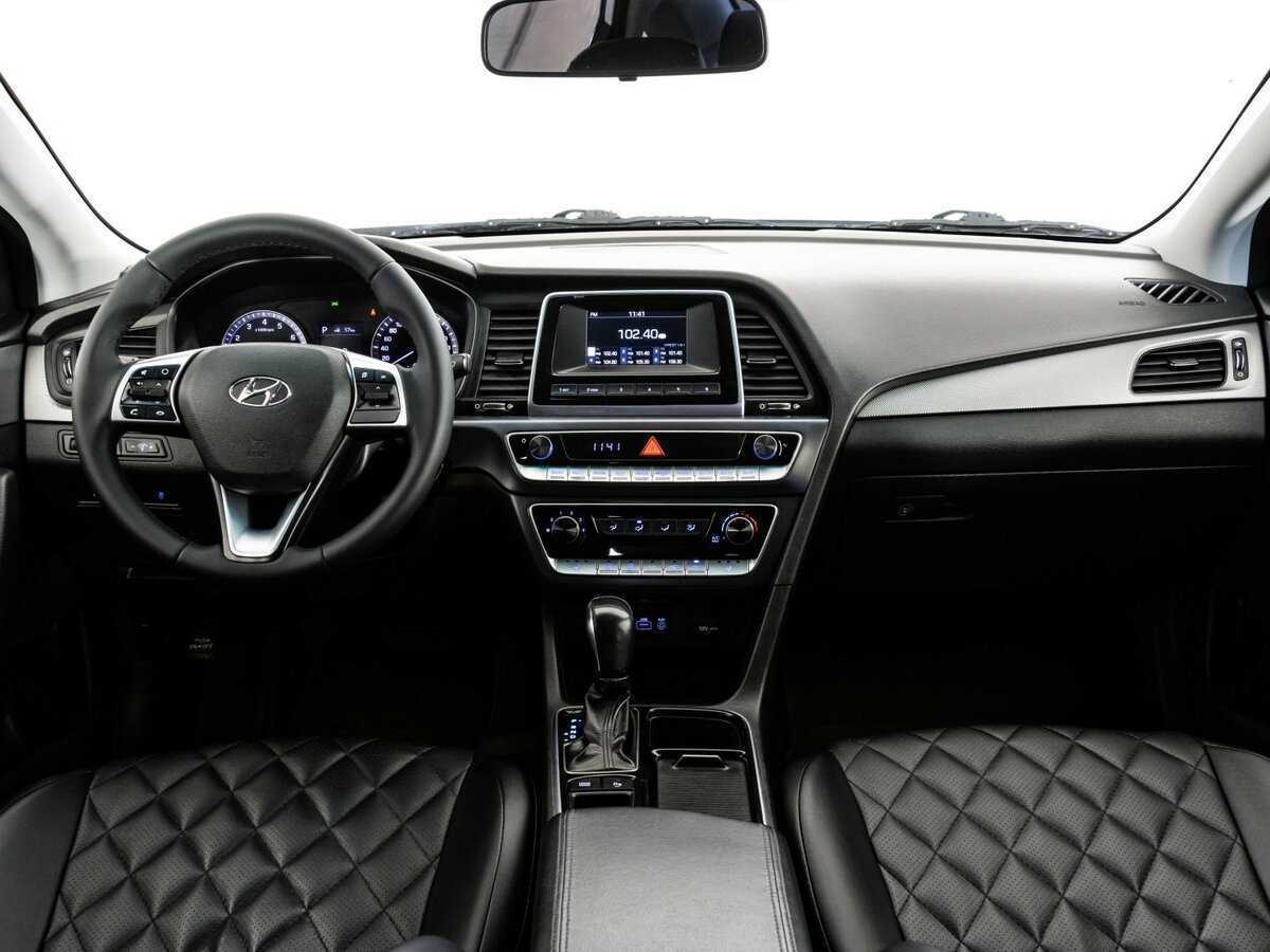 Hyundai Sonata 2019 года с пробегом. Фото: #11