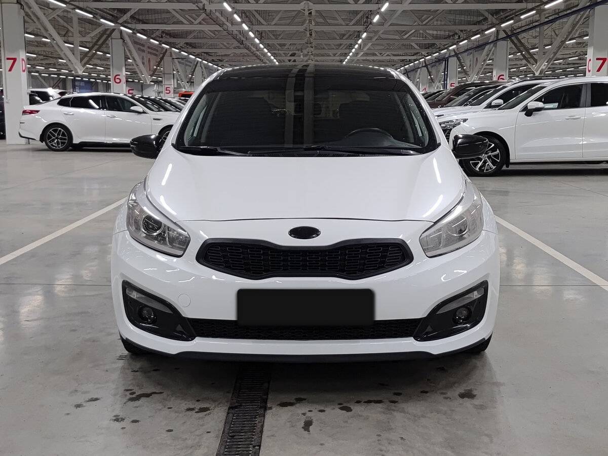 Kia Ceed 2018 года с пробегом. Фото: #1