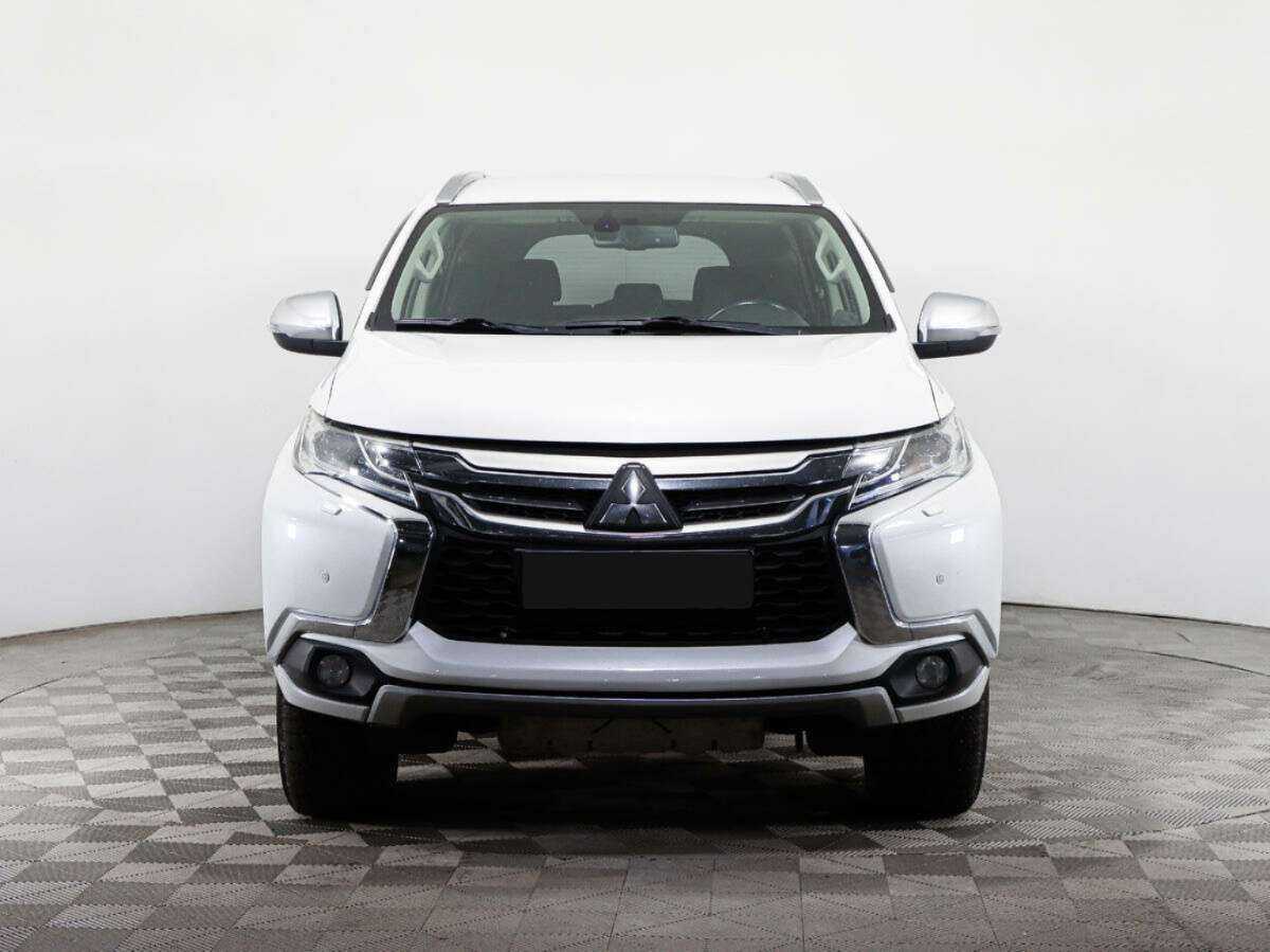 Mitsubishi Pajero Sport 2019 года с пробегом. Фото: #1