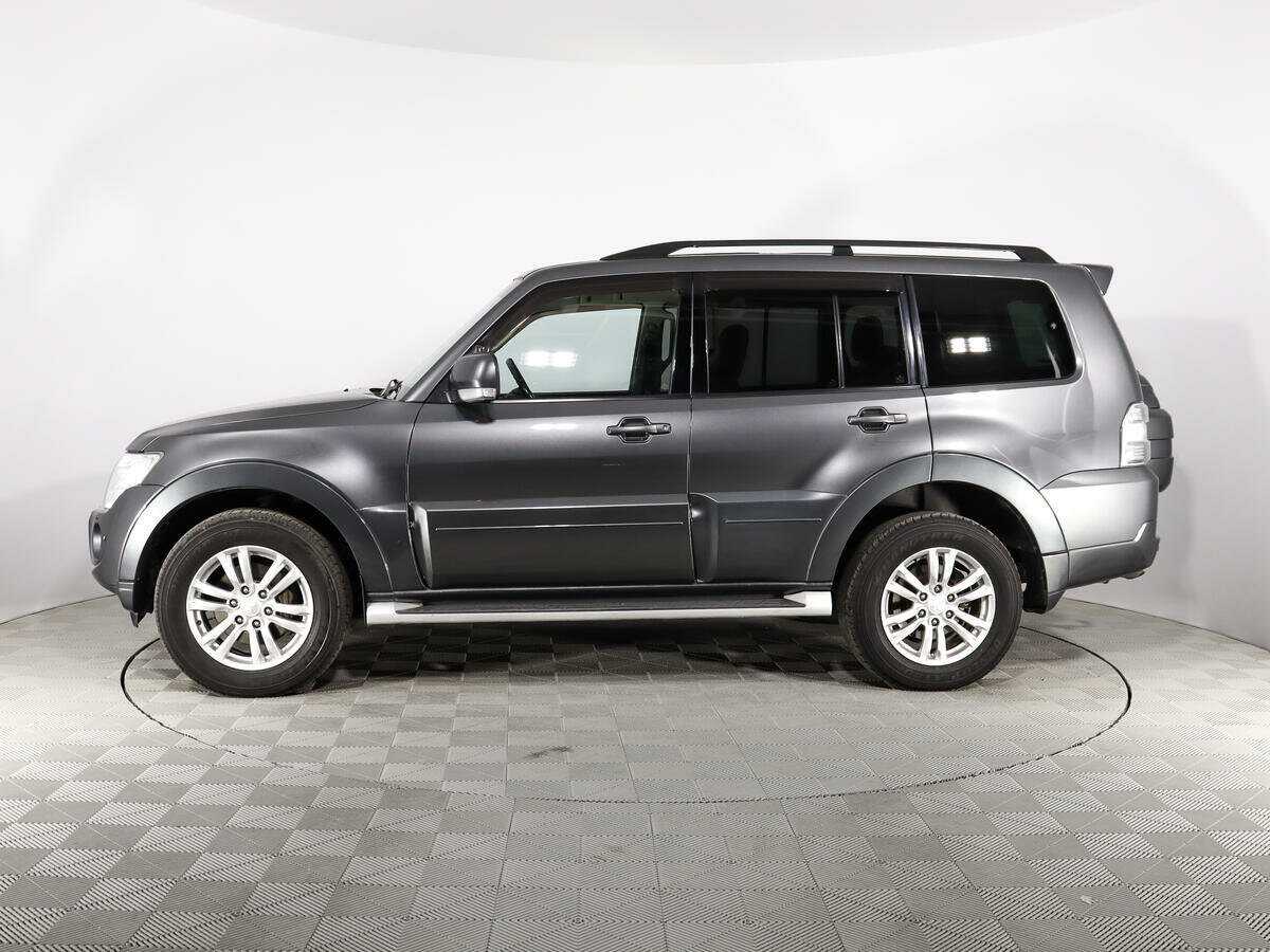 Mitsubishi Pajero 2012 года с пробегом. Фото: #3