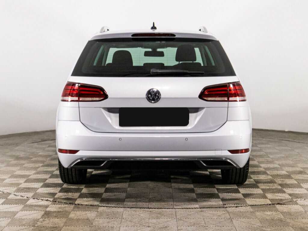 Volkswagen Golf 2018 года с пробегом. Фото: #5