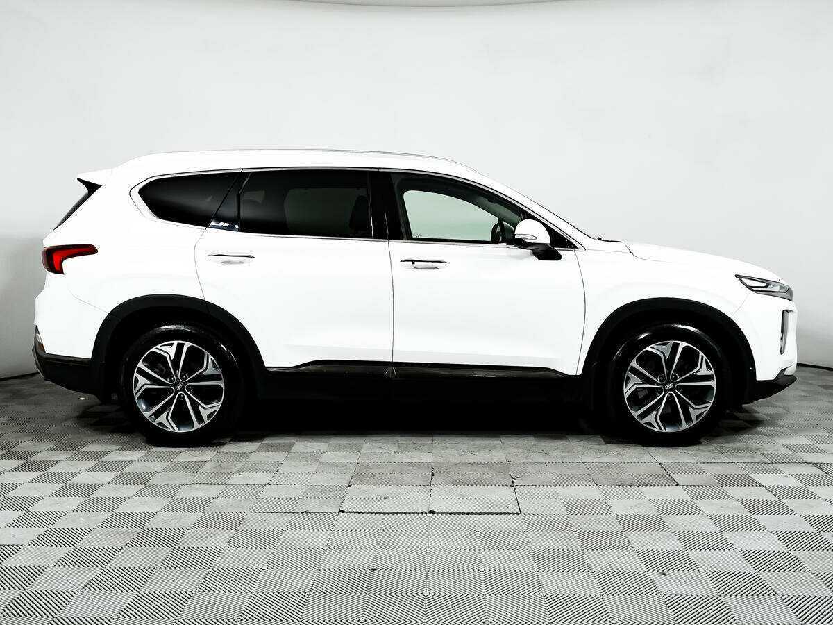 Hyundai Santa Fe 2020 года с пробегом. Фото: #3