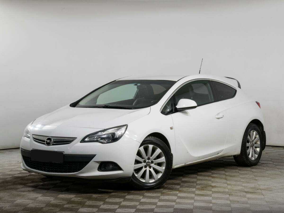 Opel Astra 2012 года с пробегом. Фото: #0
