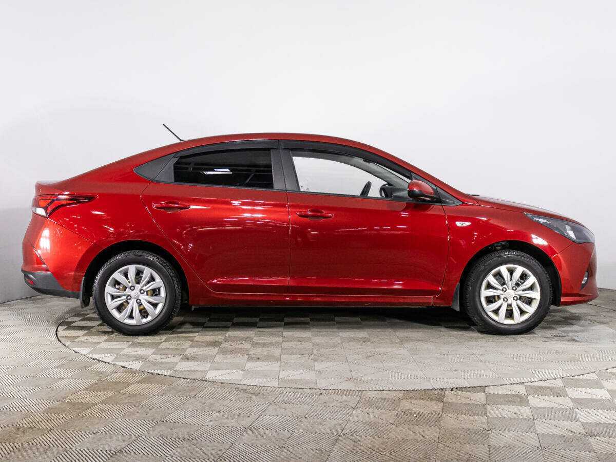 Hyundai Solaris 2021 года с пробегом. Фото: #3