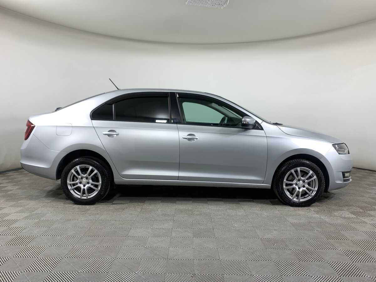 Skoda Rapid 2019 года с пробегом. Фото: #3
